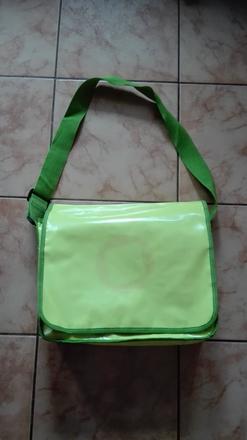 Taška přes rameno, 