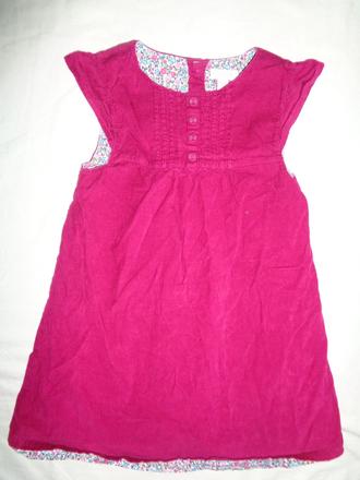 Luxusní fuksiové manžestrové šaty, 110