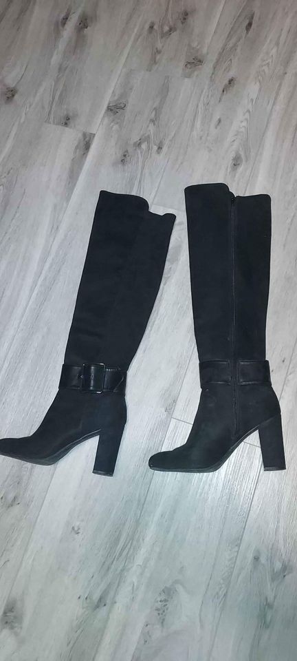 Semišové vysoké kozačky na podpatku vel 40, deichmann,40