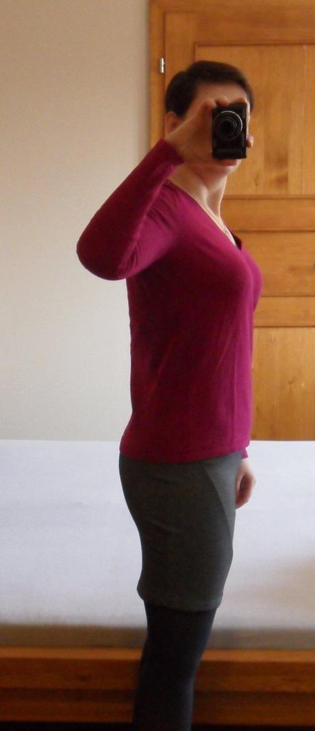 K19	dámský svetr, tcm,m