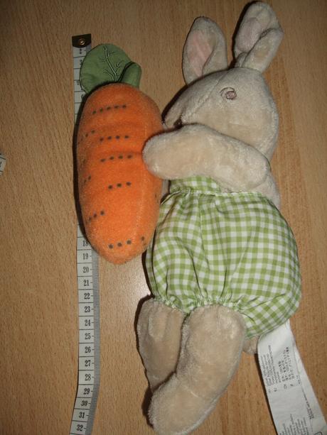 Zajačik s hrkajúcou mrkvičkou cca 30 cm, 