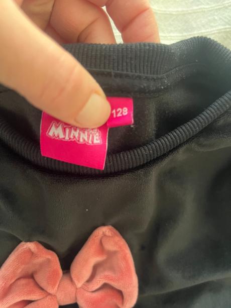 Černá mikina minnie vel. 128, disney,128