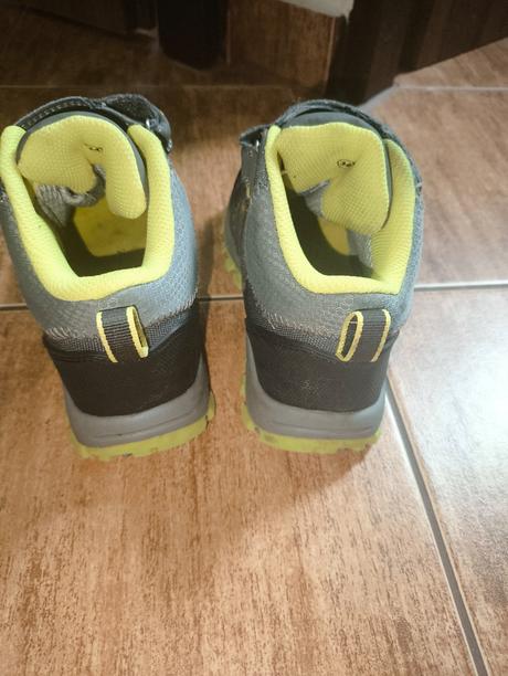 Kotníkové boty, 34