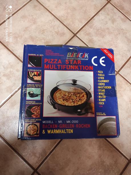 Pizza pánev, nepoužitá,