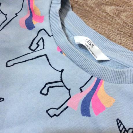 Mikina s jednorožci, marks & spencer,104