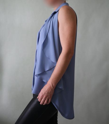 Bleděmodrá halenka bez rukávů rinascimento vel.40, l