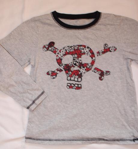 Ak83. tričko s lebkou 6-7 let, george,116