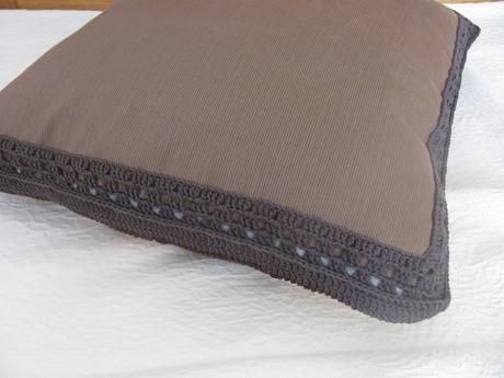 Háčkovaný povlak na polštář, 