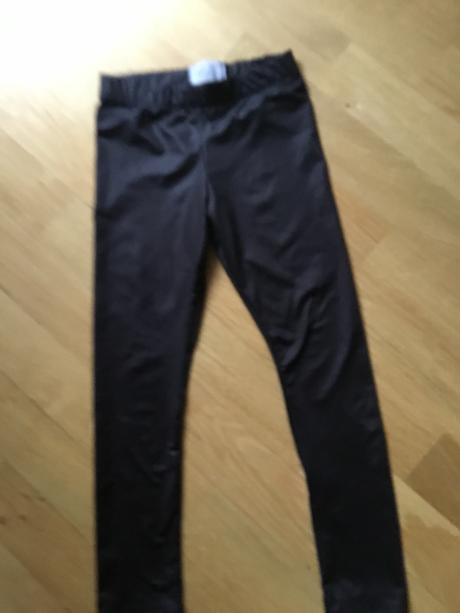 Potahovane leginy, 110