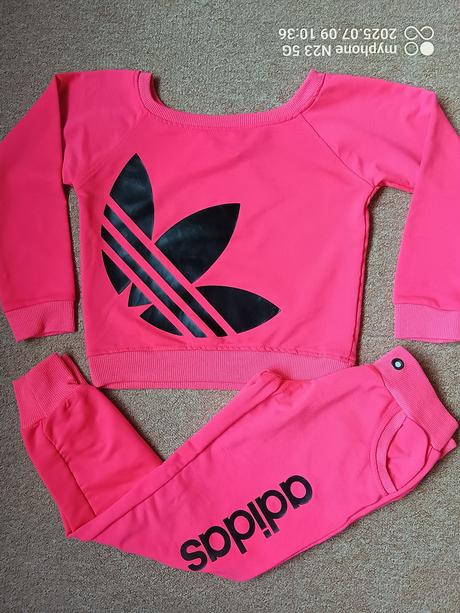 Souprava neonová vel."140-146", adidas,140