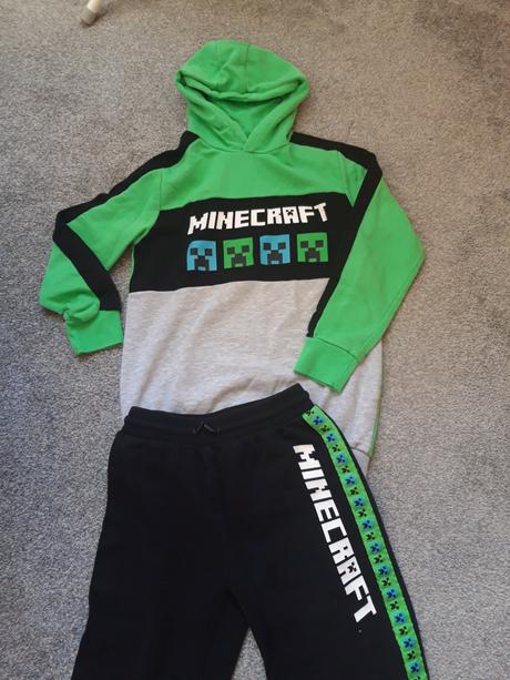 Tepláková souprava minecraft, 158