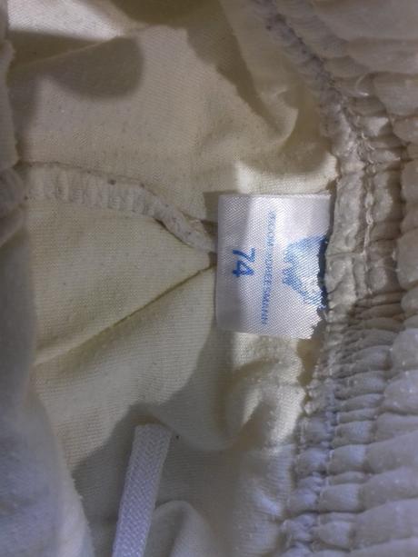 Tepláčky na mimi teplejší, 74