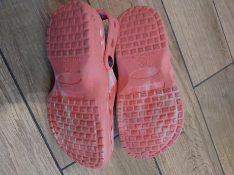 Boty do vody "krokáče"., 32