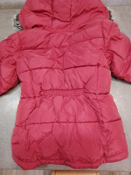 Dívčí zimní bunda, v. 104, 104