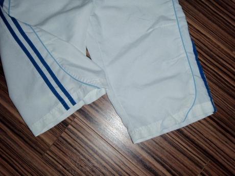 Bílá letní frajeřinka - delší kraťasy, 140