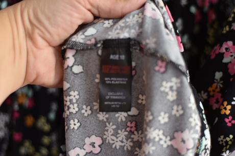 Šaty vel. 10 let, matalan,140