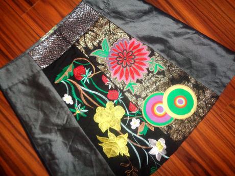 Luxusní šedostříbrná sukně s výšivkou, desigual,34