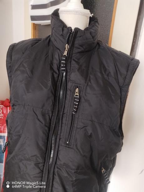 Super teplá vesta vel.l unisex, l