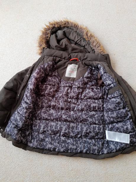 Zimní bunda, c&a,134