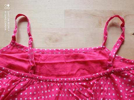 Dvoje kraťasy s tunikou, 140–152