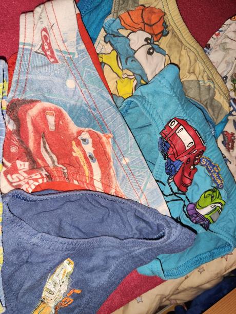 Klučičí slipy obrázky mix vel. 92 - 98, 92