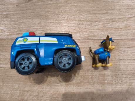 Tlaková patrola - auto s chasem, 