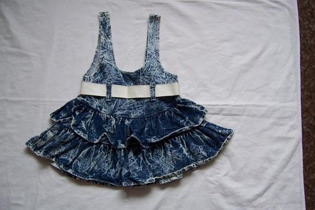 Riflová sukně s laclem a páskem, 122