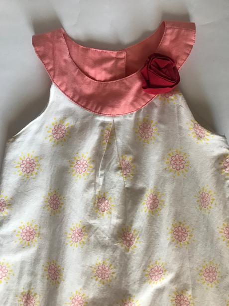 Šatičky s kytičkou, 110