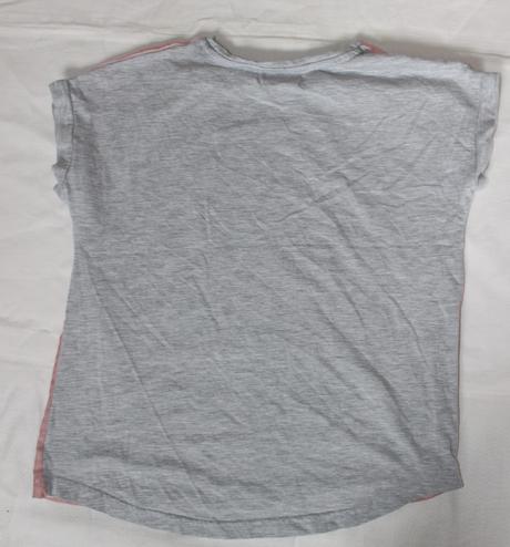 Ob32. bezva tričko pro mladou teenagerku 8-9 let, pepco,134