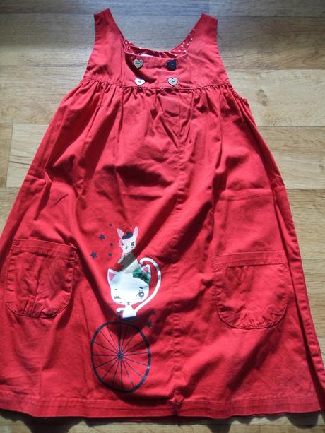 Červené šaty, h&m,128