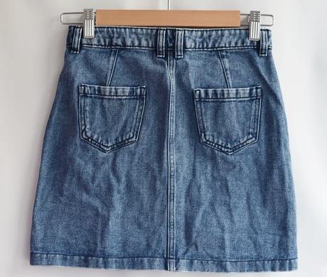 Sukně vel. 11 let, matalan,146
