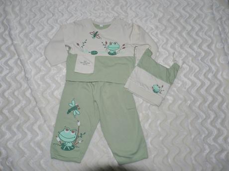 Teplakovy set s zabkou, 86