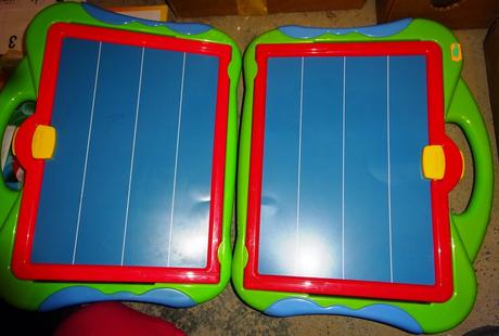 Magnetická tabulka v kufříku magnet. písmena,čísla,