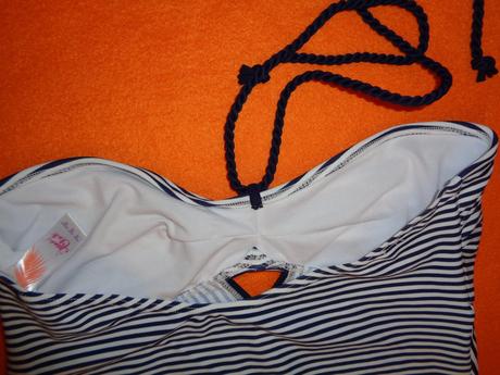 Luxusní modrobílé pruhované jednodílné plavky, 40