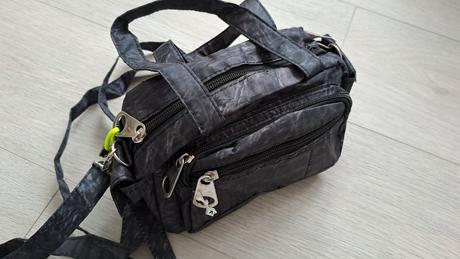 Dívčí černo-šedá kabelka do ruky nebo na rameno, 