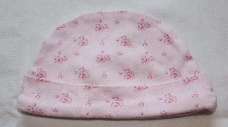Ad67. bavlněná růžičková čepička 0-3 měs., 62