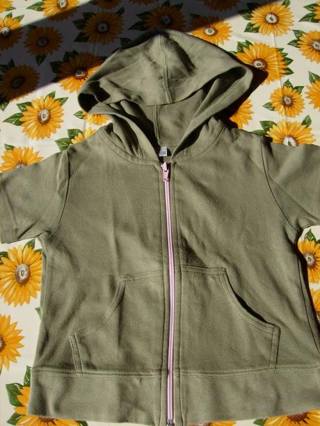 Vestička s kapucí vel.98/104., cherokee,98