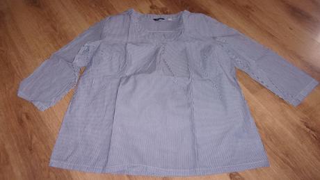 Halenka zn. esmara, vel. 48, esmara,48