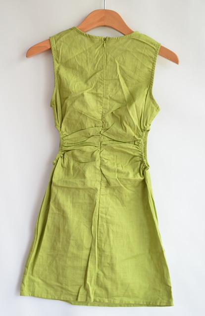 Šaty vel. 9 let, 134