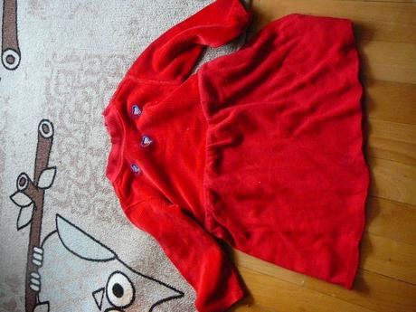 Teplejší šatičky, 98