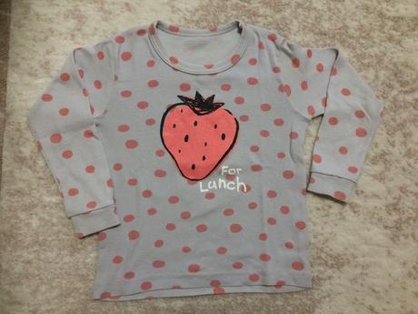 Tričko puntíkaté s jahodou, 92