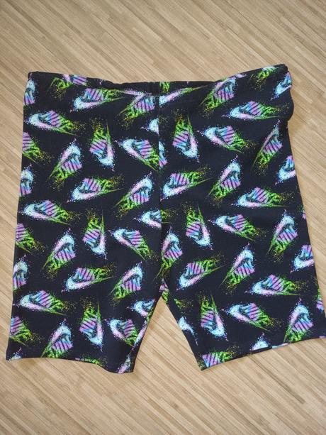 Kraťasy vel.cca l/xl, l