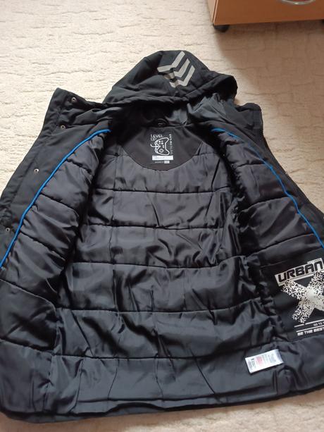 Zimní delší černá bunda, vel. 128, f&f,128