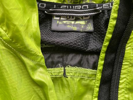 Cyklobunda / větrovka, 152