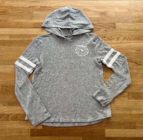 Svetr & šedá klokanka abercrombie&fitch v. 140, abercrombie&fitch,140