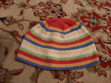 Pruhovaná jarní/podzimní čepička, 74