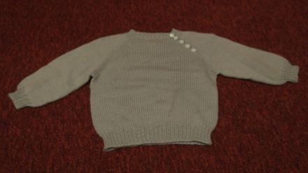 Světle modrý svetr, 86