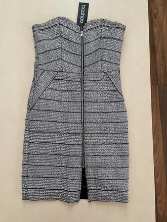 Nové, materiál jako drátky, šaty, vel m i méně, m