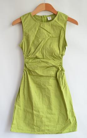 Šaty vel. 9 let, 134