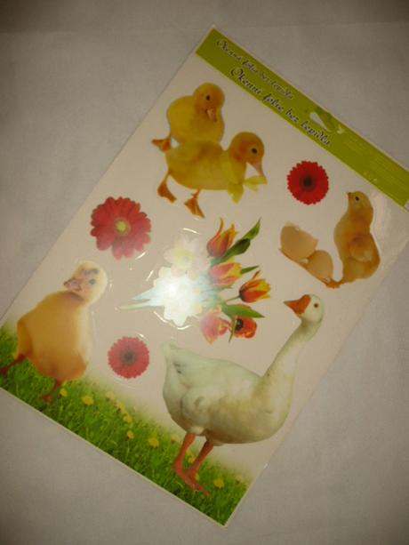 Okenní fólie velikonoce živá kuřátka 42x30cm,